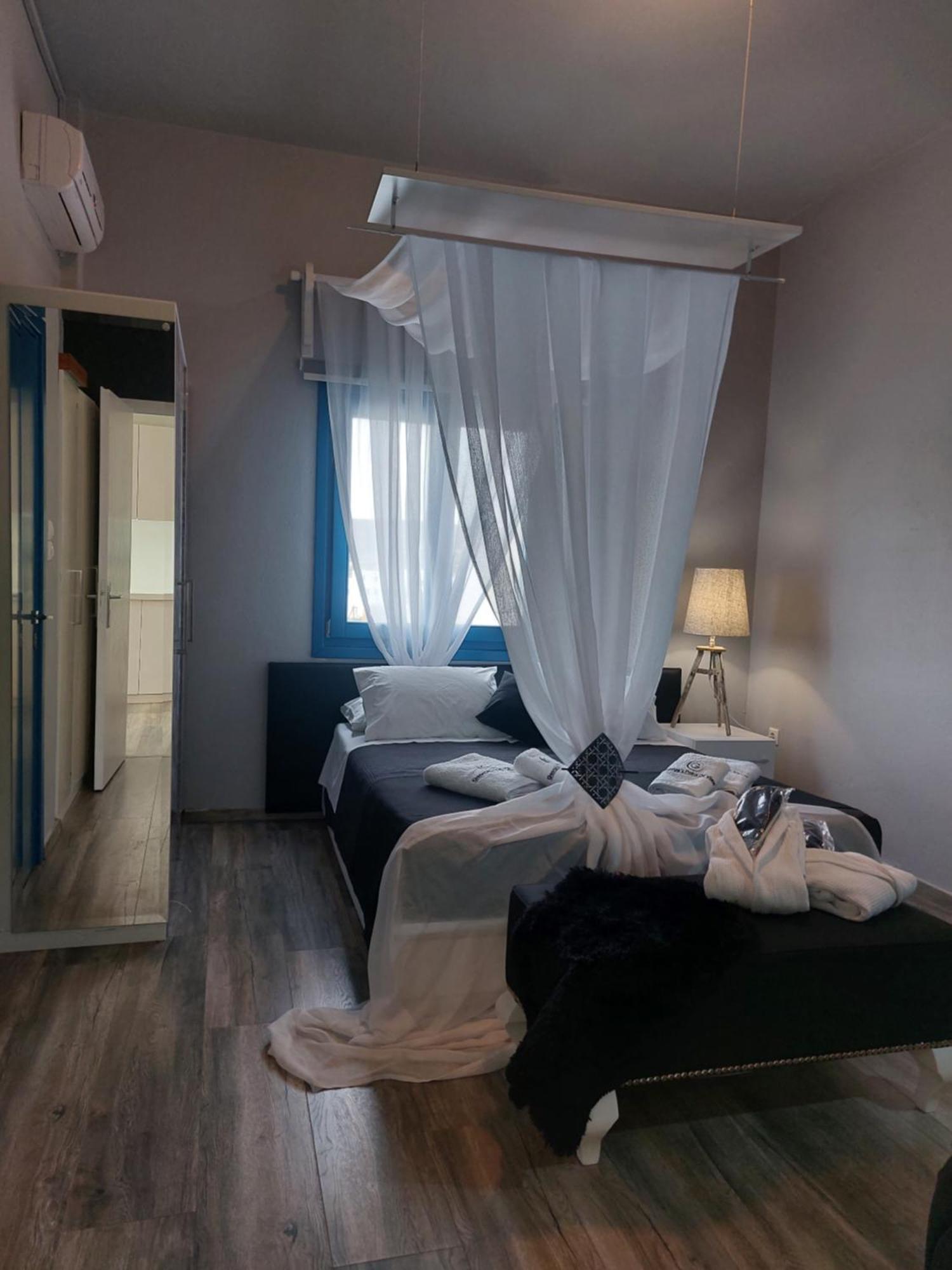 George'S Point Of View Apartment Naousa  Luaran gambar